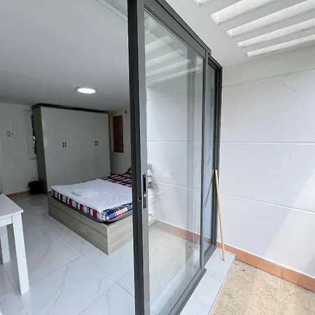 Appartamento 57 Hoa Lan, P2, Phu Nhuan